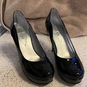 Guess Patton, leather pumps size 5 black new